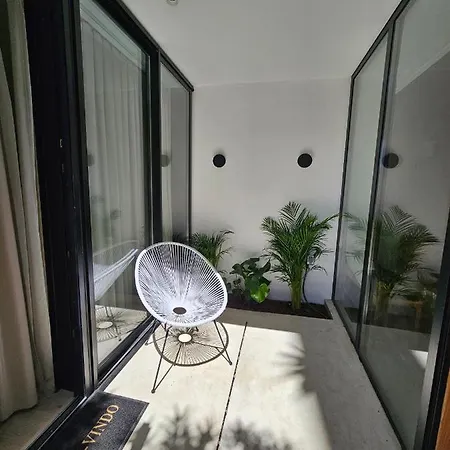 펜션 The Singular - Downtown *